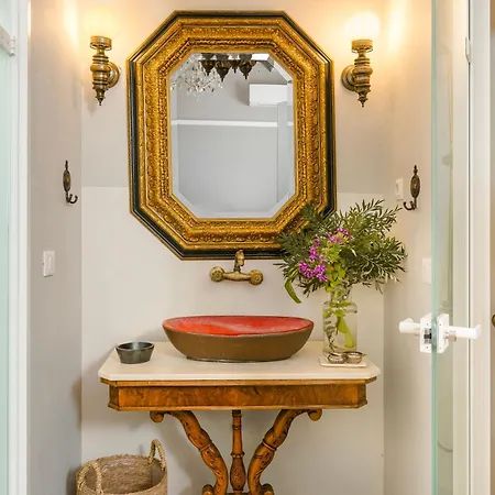 Scorpios Mansion / Downtown Skala / Seaside *