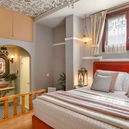 Vakantiehuis Scorpios Mansion / Downtown Skala / Seaside