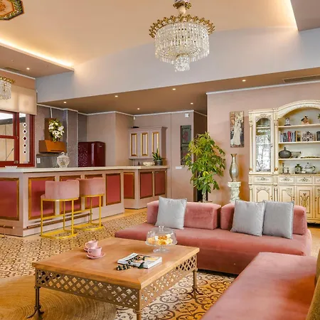 Vakantiehuis Scorpios Mansion / Downtown Skala / Seaside *